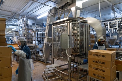 4116_TRI_XYRJ_Poultry_18